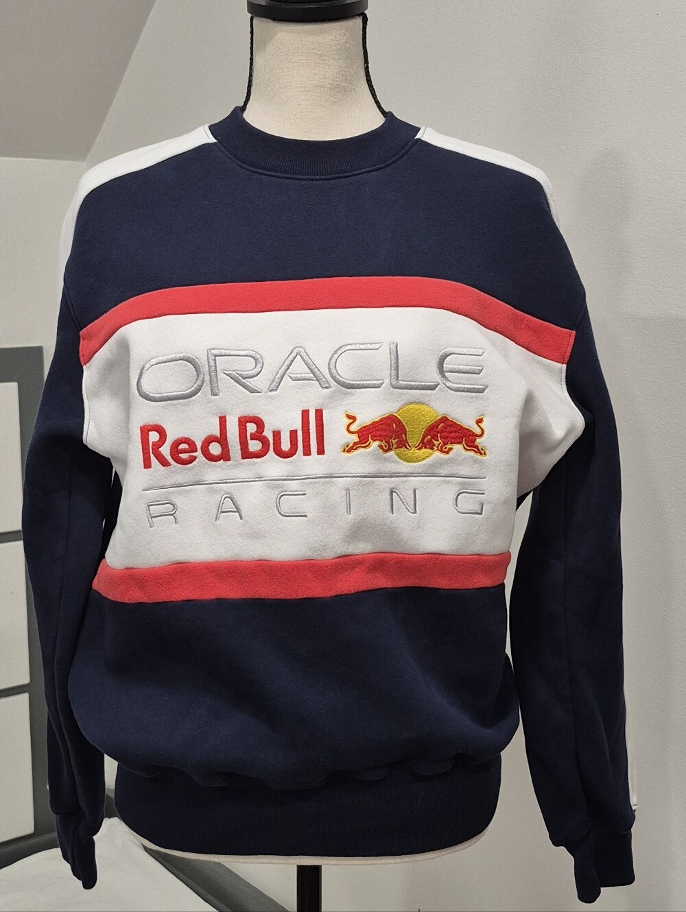 EUC Mens Hollister Oracle Racing Red Bull Sweatshirt